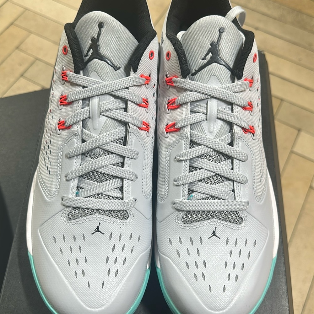 Brand new JORDAN SNEAKERS Sz Men’s 13